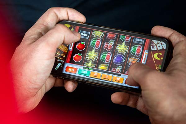 Игры в телефоне